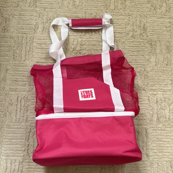 Brand new collectible T-Mobile Tuesdays insulated cooler mesh bag shopping tote - Picture 8 of 16